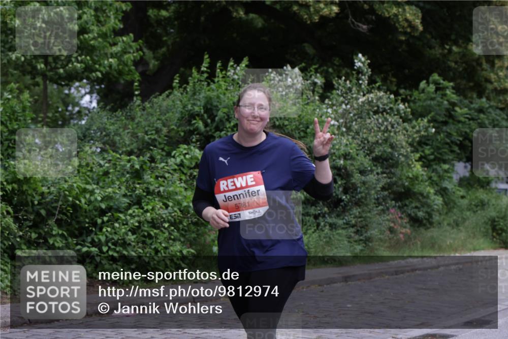 14.06.2026 - REWE Women's Run Jannik Wohlers http://msf.ph/oto/9812974 14.06.2026 11:06:07 Laufen 5781, 57 meine-sportfotos.de