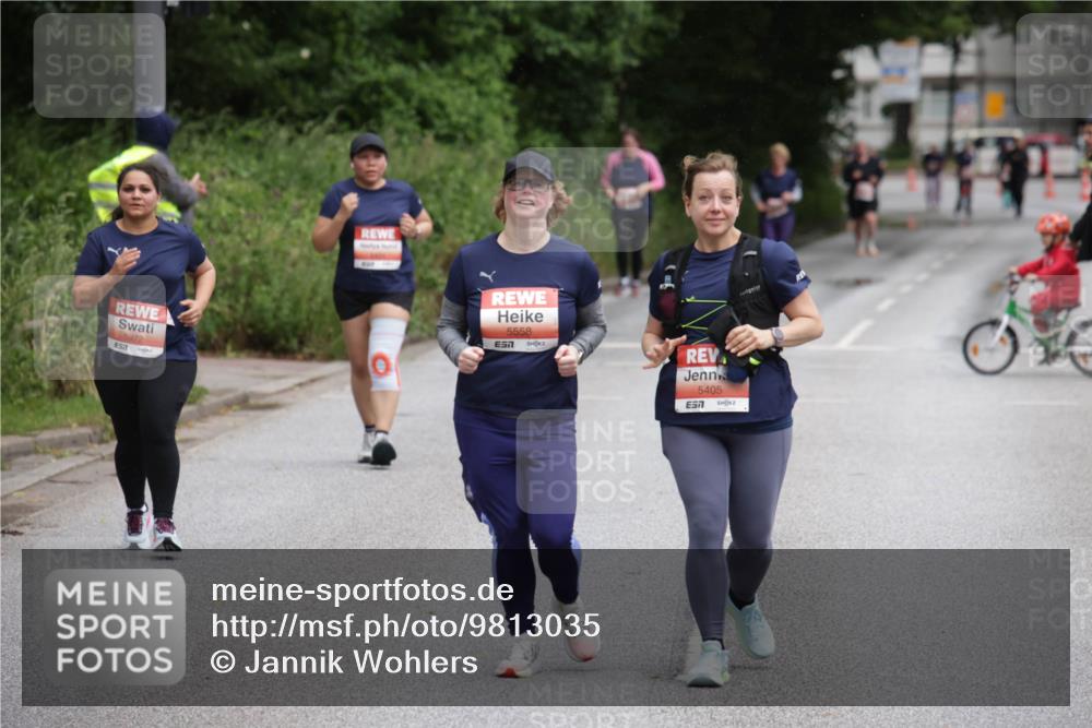 14.06.2026 - REWE Women's Run Jannik Wohlers http://msf.ph/oto/9813035 14.06.2026 11:06:37 Laufen 5972, 5558, 5405, 7 meine-sportfotos.de