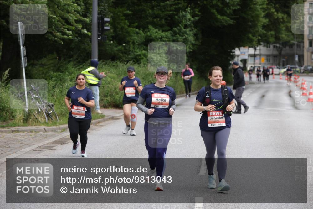 14.06.2026 - REWE Women's Run Jannik Wohlers http://msf.ph/oto/9813043 14.06.2026 11:06:38 Laufen 5558, 57, 5405, 7 meine-sportfotos.de