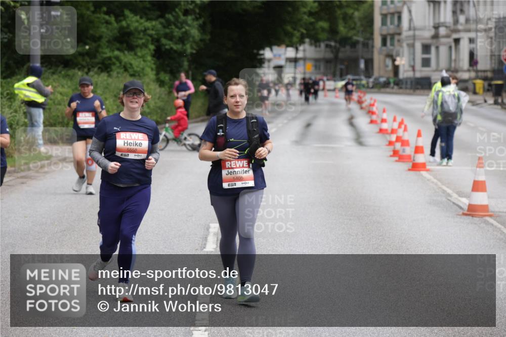 14.06.2026 - REWE Women's Run Jannik Wohlers http://msf.ph/oto/9813047 14.06.2026 11:06:39 Laufen 5558, 5405, 7 meine-sportfotos.de