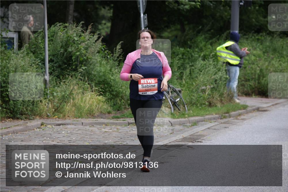 14.06.2026 - REWE Women's Run Jannik Wohlers http://msf.ph/oto/9813136 14.06.2026 11:06:57 Laufen 5304, 57 meine-sportfotos.de