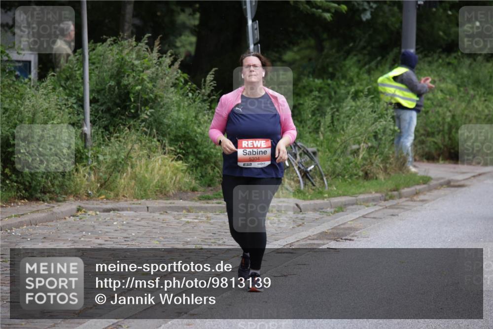 14.06.2026 - REWE Women's Run Jannik Wohlers http://msf.ph/oto/9813139 14.06.2026 11:06:57 Laufen 5304 meine-sportfotos.de