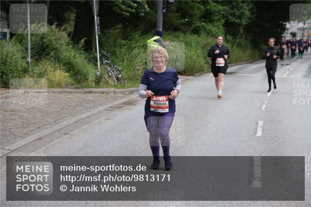 14.06.2026 - REWE Women's Run Jannik Wohlers http://msf.ph/oto/9813171 14.06.2026 11:07:05 Laufen 5862 meine-sportfotos.de