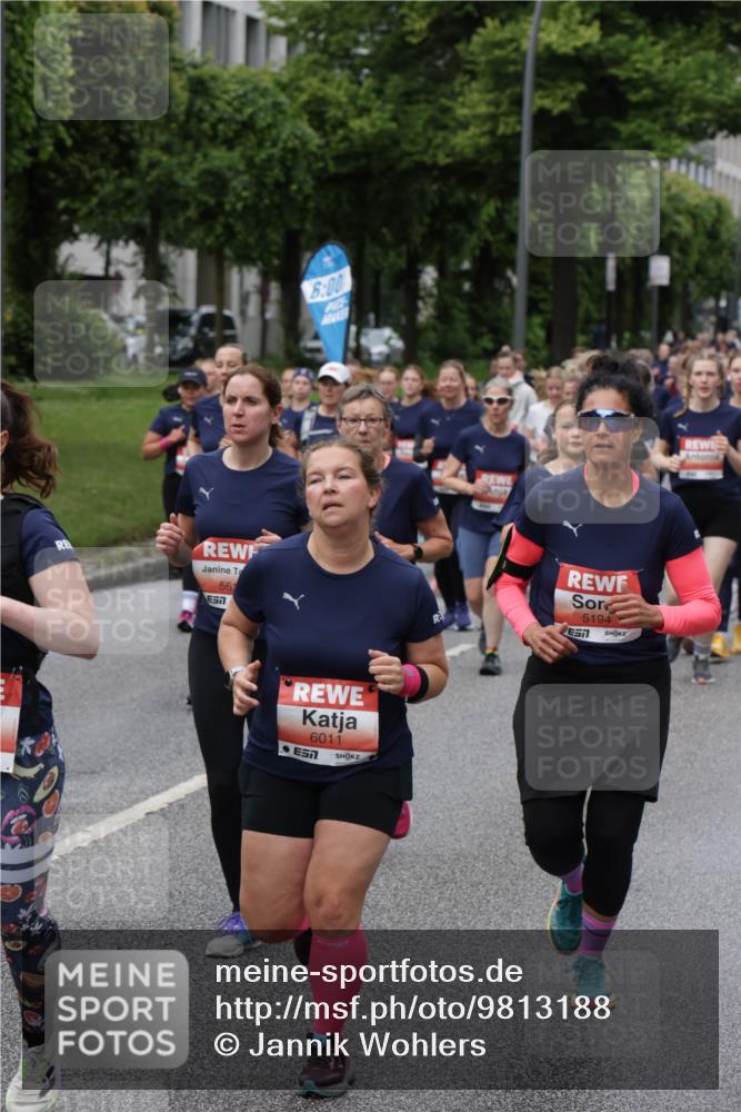 14.06.2026 - REWE Women's Run Jannik Wohlers http://msf.ph/oto/9813188 14.06.2026 10:39:54 Laufen 561, 7, 6, 00, 6011, 5194 meine-sportfotos.de