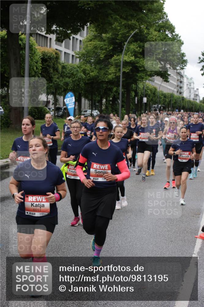 14.06.2026 - REWE Women's Run Jannik Wohlers http://msf.ph/oto/9813195 14.06.2026 10:39:55 Laufen 6011, 6, 00, 5139, 5194, 7 meine-sportfotos.de