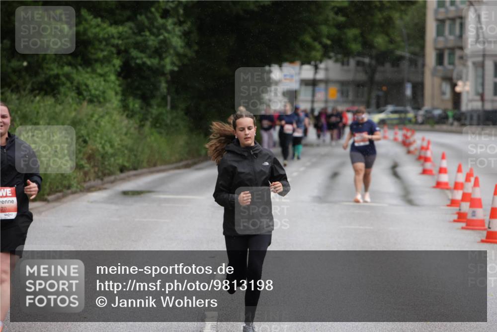 14.06.2026 - REWE Women's Run Jannik Wohlers http://msf.ph/oto/9813198 14.06.2026 11:07:09 Laufen 70 meine-sportfotos.de