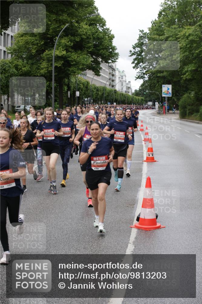14.06.2026 - REWE Women's Run Jannik Wohlers http://msf.ph/oto/9813203 14.06.2026 10:39:56 Laufen 5453, 5050 meine-sportfotos.de