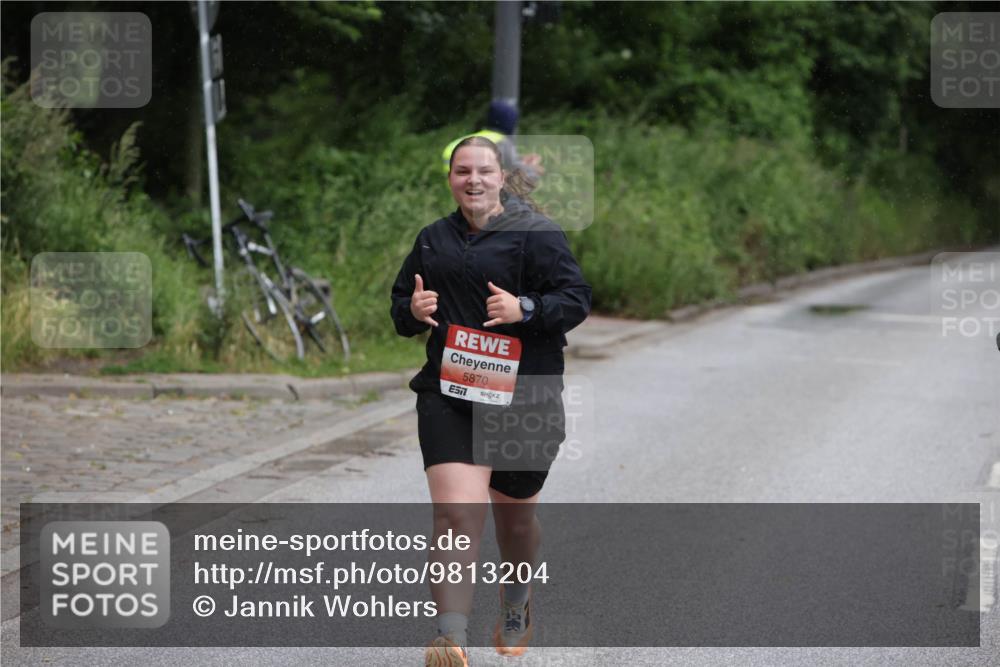 14.06.2026 - REWE Women's Run Jannik Wohlers http://msf.ph/oto/9813204 14.06.2026 11:07:10 Laufen 5870 meine-sportfotos.de