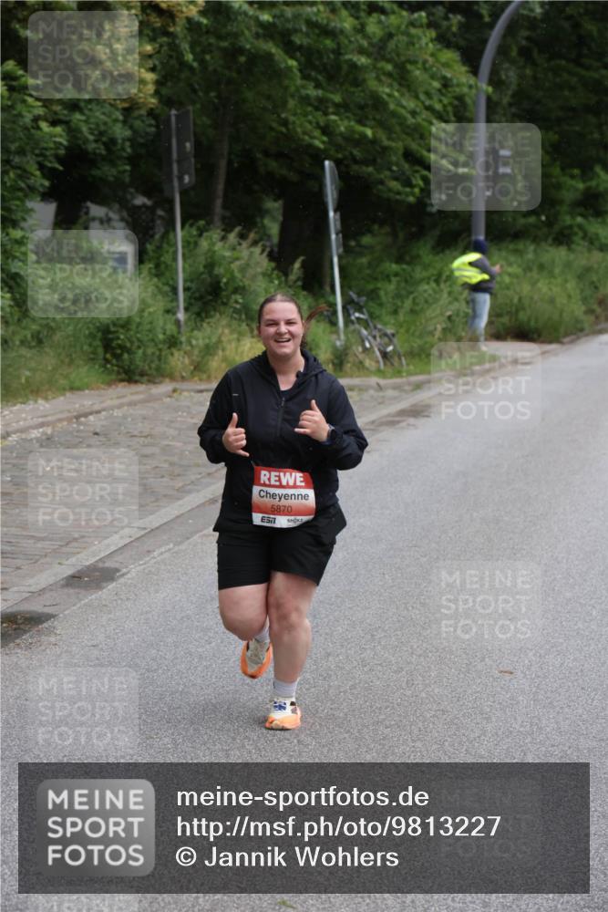 14.06.2026 - REWE Women's Run Jannik Wohlers http://msf.ph/oto/9813227 14.06.2026 11:07:12 Laufen 5870 meine-sportfotos.de