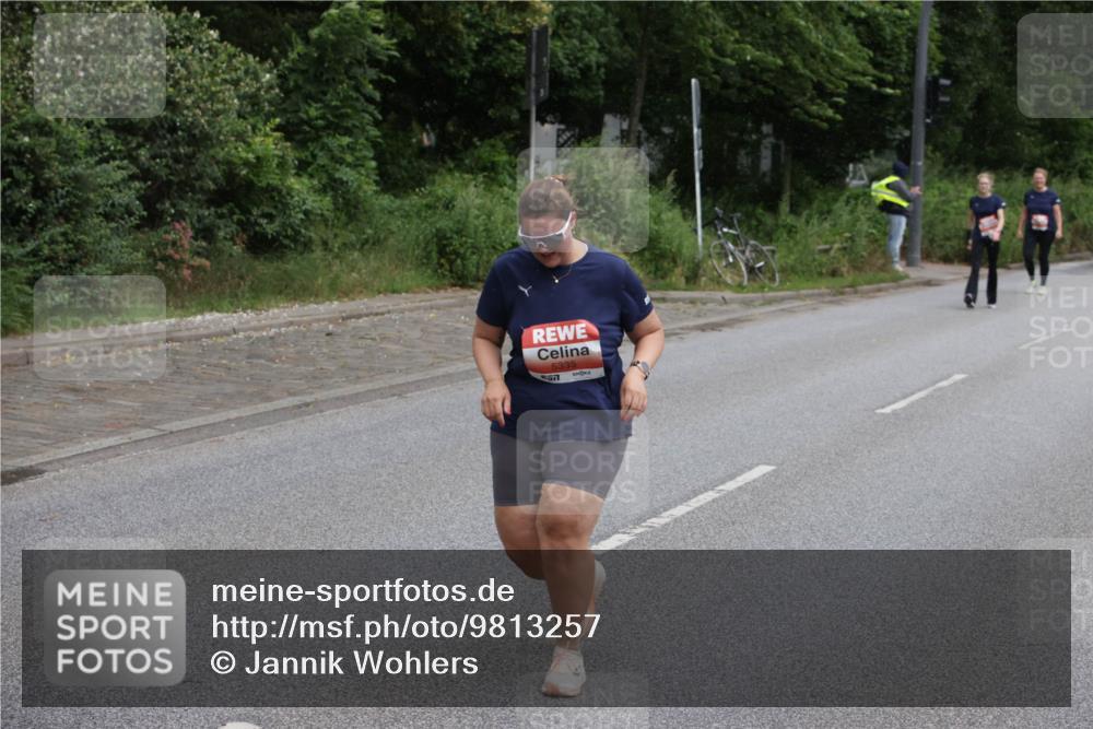14.06.2026 - REWE Women's Run Jannik Wohlers http://msf.ph/oto/9813257 14.06.2026 11:07:28 Laufen 5335 meine-sportfotos.de