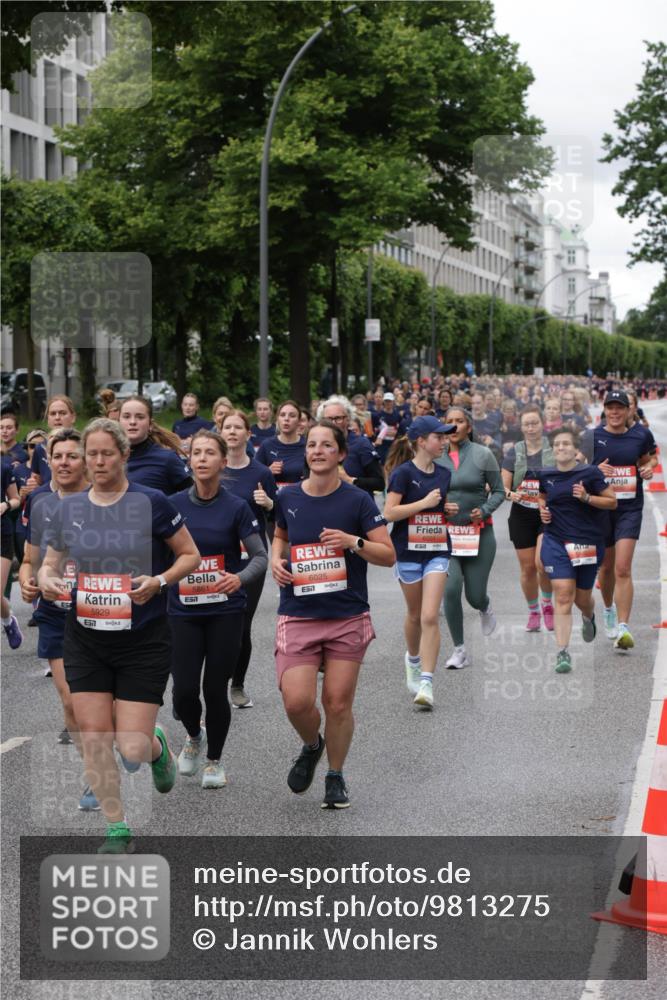 14.06.2026 - REWE Women's Run Jannik Wohlers http://msf.ph/oto/9813275 14.06.2026 10:40:06 Laufen 5861, 6025, 7, 5929, 5, 6031 meine-sportfotos.de