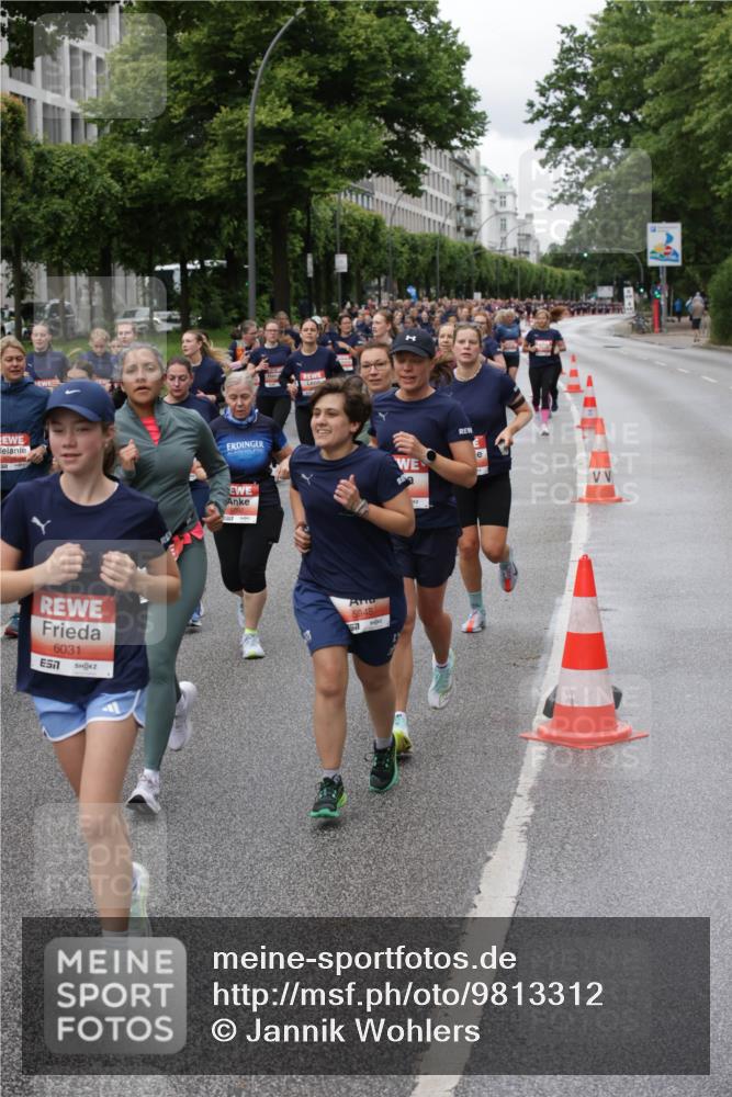 14.06.2026 - REWE Women's Run Jannik Wohlers http://msf.ph/oto/9813312 14.06.2026 10:40:09 Laufen 6031, 5092, 5948 meine-sportfotos.de
