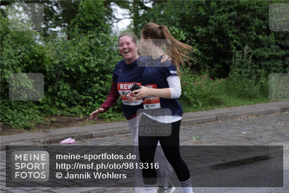 14.06.2026 - REWE Women's Run Jannik Wohlers http://msf.ph/oto/9813316 14.06.2026 11:07:54 Laufen 5496 meine-sportfotos.de