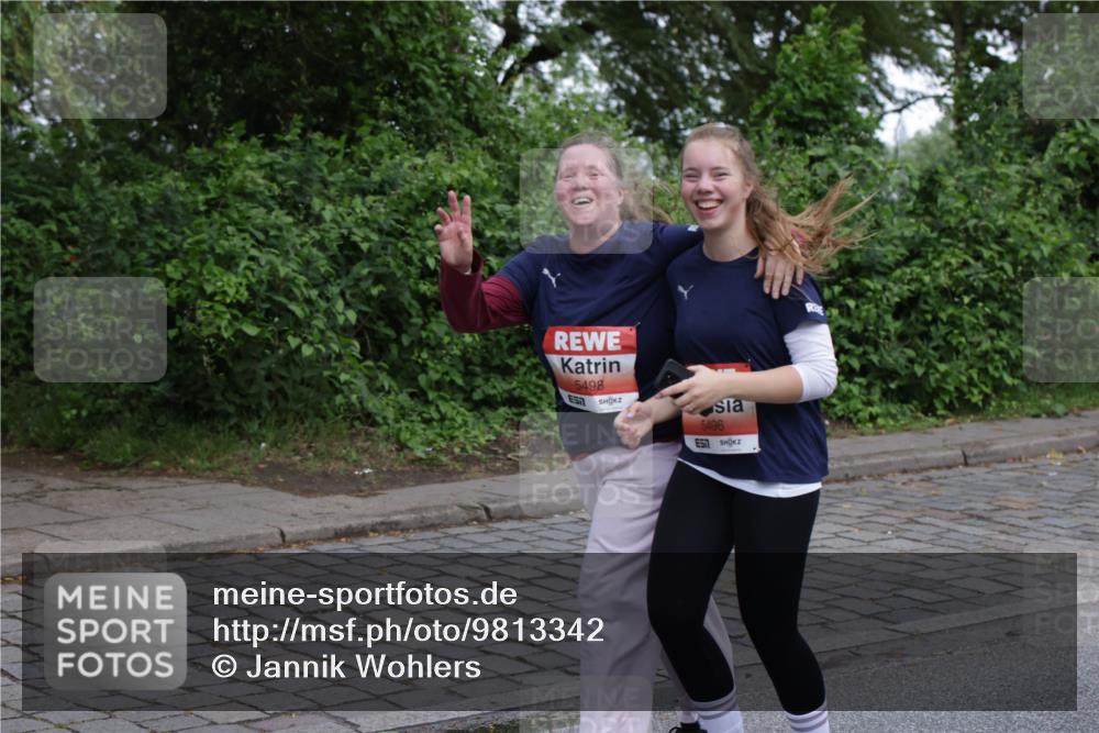14.06.2026 - REWE Women's Run Jannik Wohlers http://msf.ph/oto/9813342 14.06.2026 11:07:54 Laufen 5498, 5496 meine-sportfotos.de