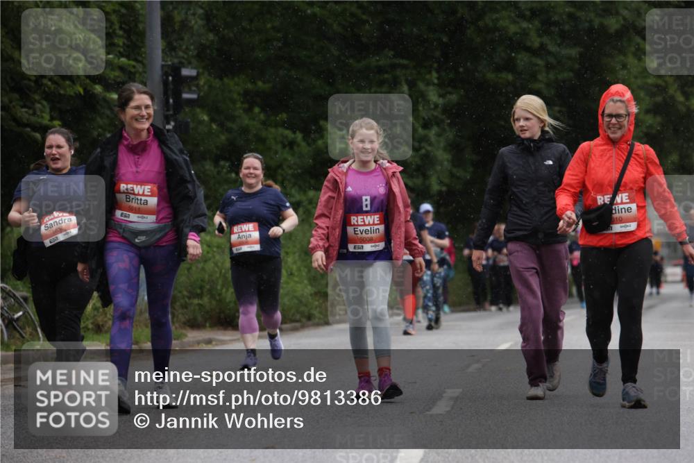 14.06.2026 - REWE Women's Run Jannik Wohlers http://msf.ph/oto/9813386 14.06.2026 11:08:15 Laufen 5011, 7, 5008, 010 meine-sportfotos.de