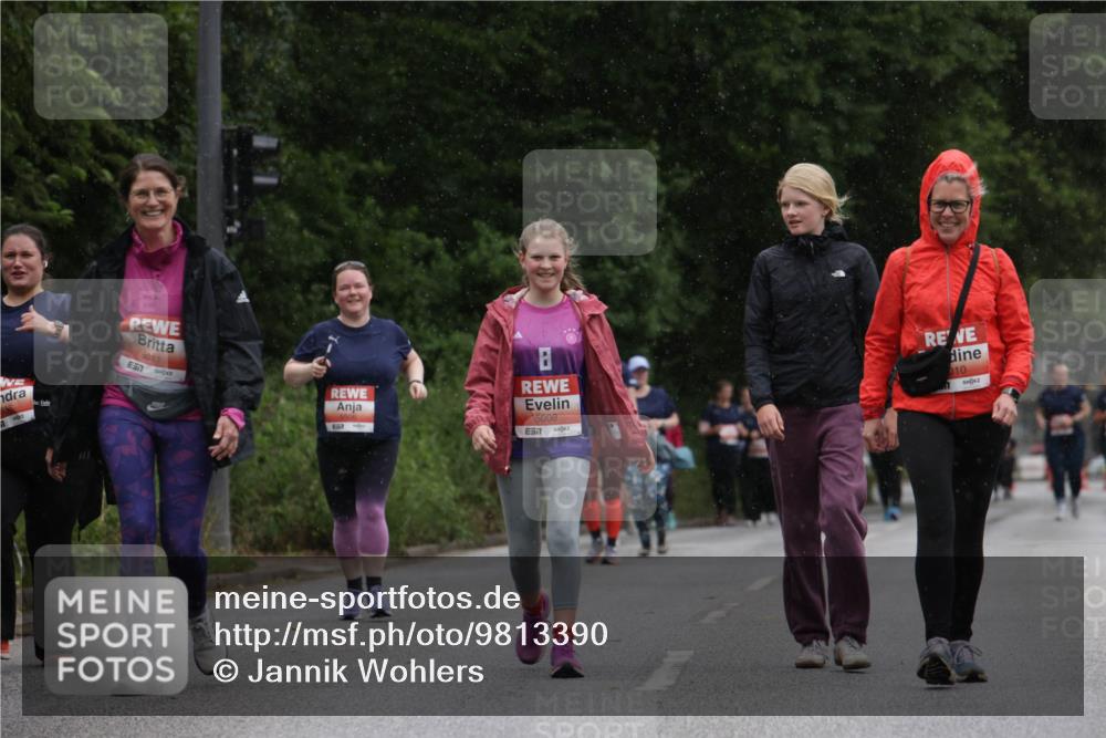 14.06.2026 - REWE Women's Run Jannik Wohlers http://msf.ph/oto/9813390 14.06.2026 11:08:15 Laufen 5011, 5008, 7, 010 meine-sportfotos.de
