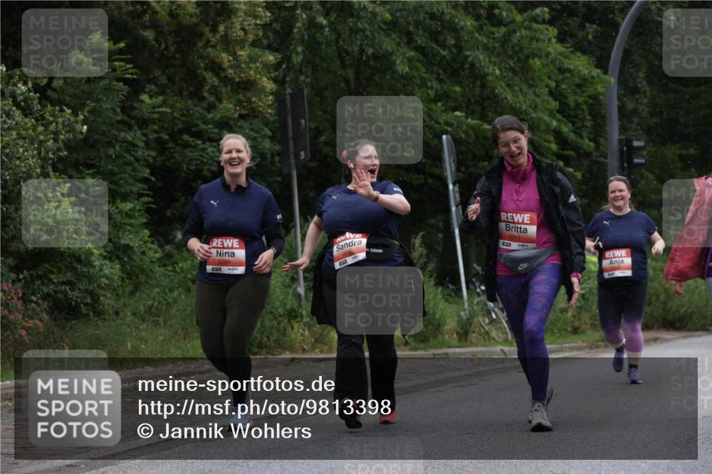 14.06.2026 - REWE Women's Run Jannik Wohlers http://msf.ph/oto/9813398 14.06.2026 11:08:17 Laufen 5269, 5636, 57, 5011, 7 meine-sportfotos.de