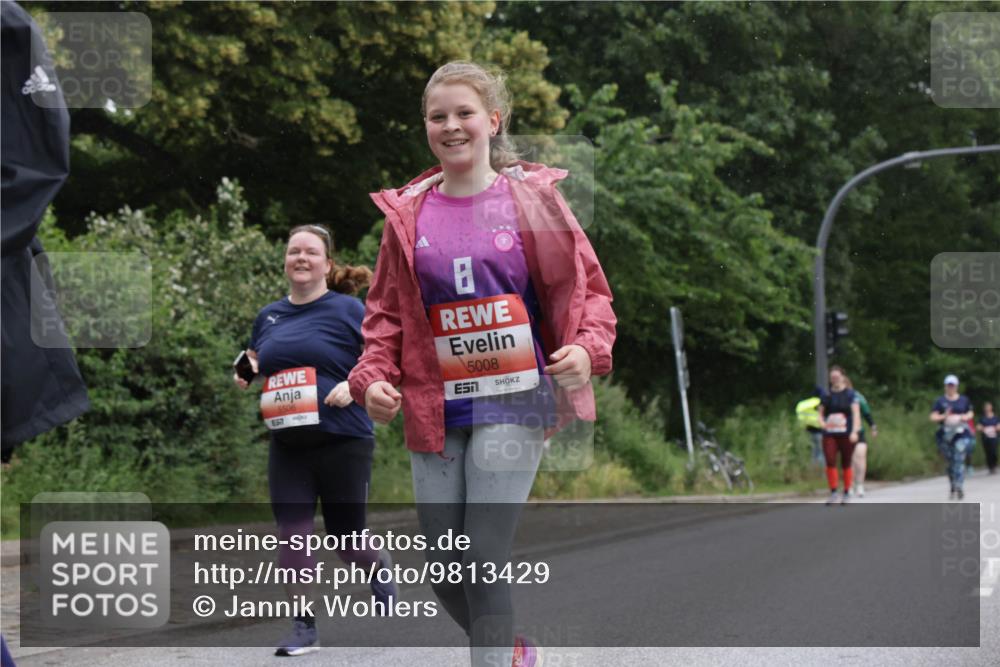 14.06.2026 - REWE Women's Run Jannik Wohlers http://msf.ph/oto/9813429 14.06.2026 11:08:21 Laufen 6517, 5506, 5008 meine-sportfotos.de