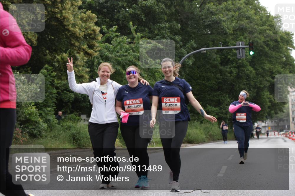 14.06.2026 - REWE Women's Run Jannik Wohlers http://msf.ph/oto/9813489 14.06.2026 11:08:44 Laufen 5495, 5163, 7 meine-sportfotos.de
