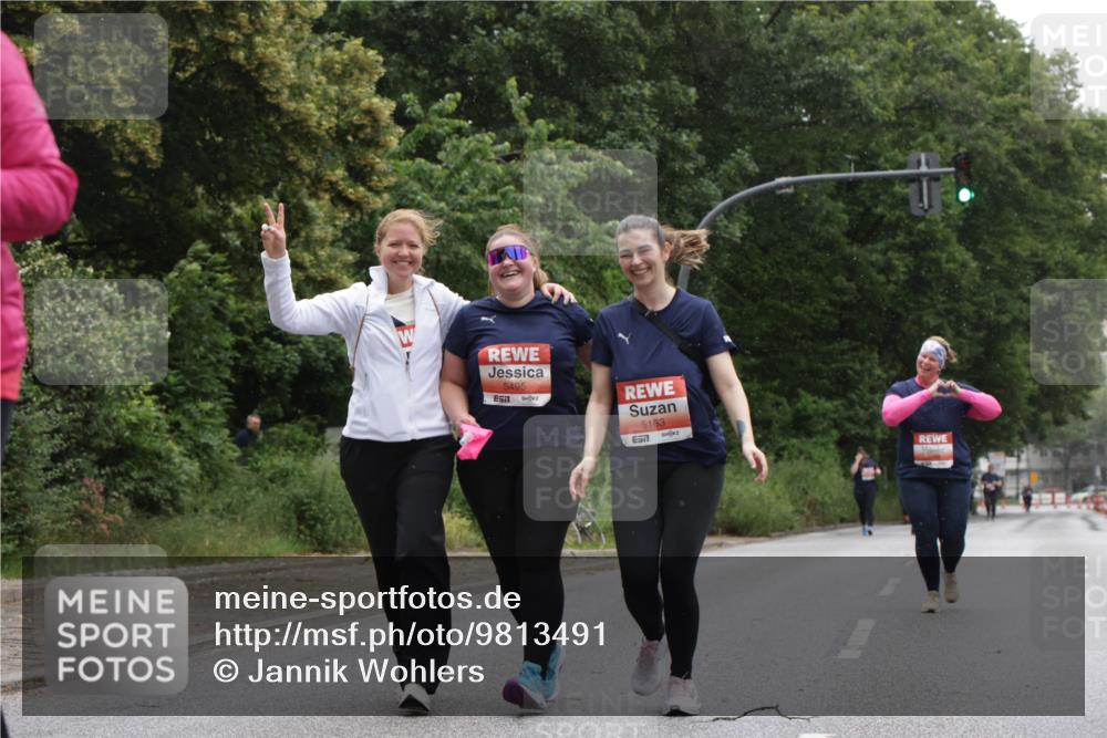 14.06.2026 - REWE Women's Run Jannik Wohlers http://msf.ph/oto/9813491 14.06.2026 11:08:44 Laufen 5495, 5163, 7 meine-sportfotos.de