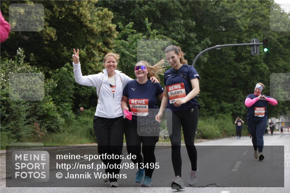 14.06.2026 - REWE Women's Run Jannik Wohlers http://msf.ph/oto/9813495 14.06.2026 11:08:44 Laufen 5495, 5163, 7 meine-sportfotos.de