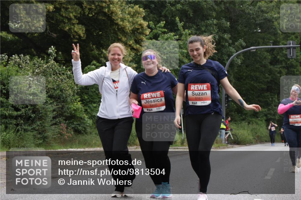14.06.2026 - REWE Women's Run Jannik Wohlers http://msf.ph/oto/9813504 14.06.2026 11:08:44 Laufen 5495, 5163, 657 meine-sportfotos.de