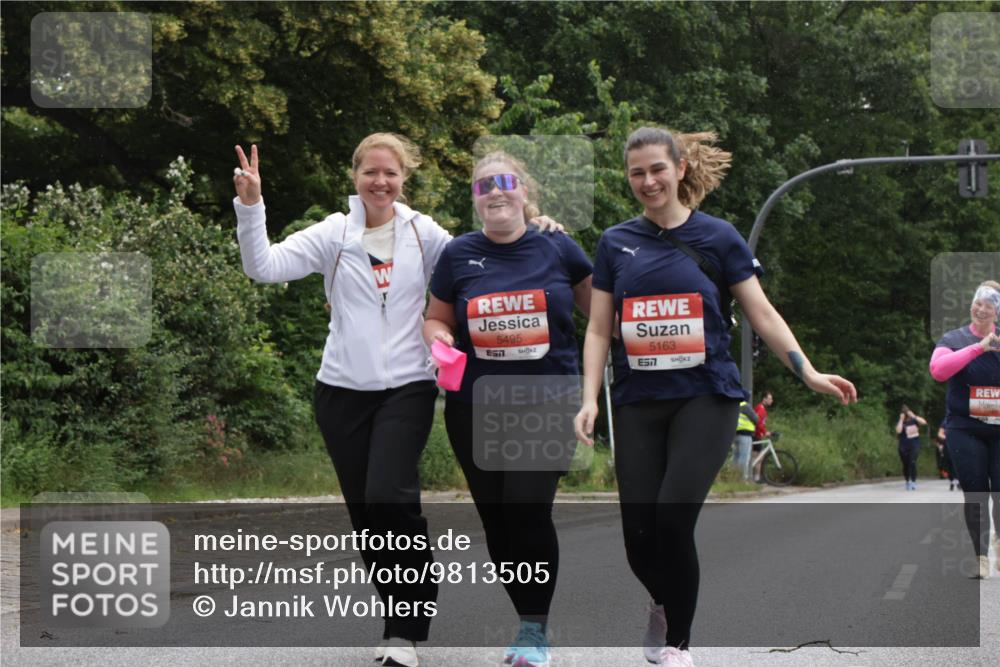 14.06.2026 - REWE Women's Run Jannik Wohlers http://msf.ph/oto/9813505 14.06.2026 11:08:44 Laufen 5495, 5163, 7 meine-sportfotos.de