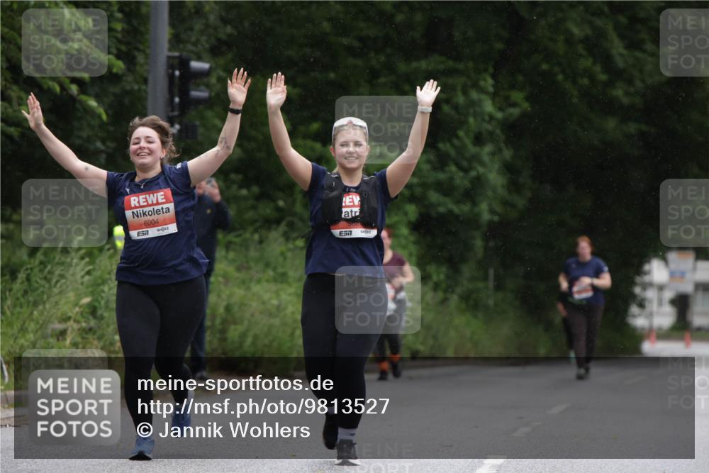 14.06.2026 - REWE Women's Run Jannik Wohlers http://msf.ph/oto/9813527 14.06.2026 11:08:54 Laufen 7, 6004, 562 meine-sportfotos.de
