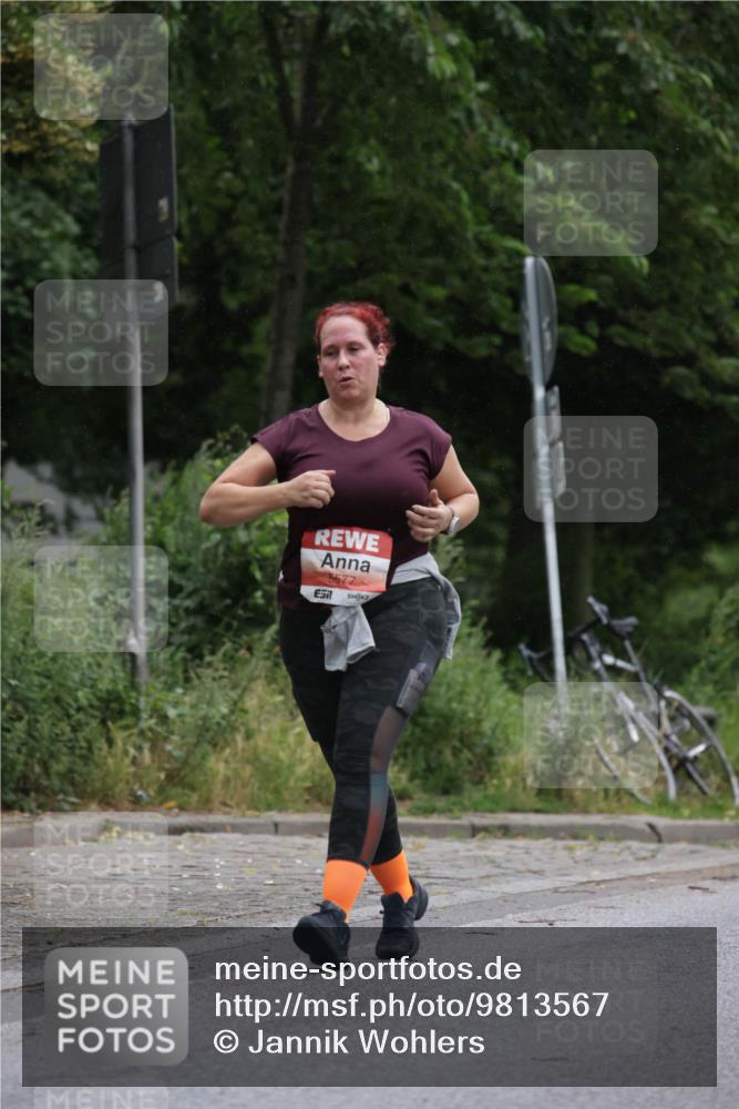 14.06.2026 - REWE Women's Run Jannik Wohlers http://msf.ph/oto/9813567 14.06.2026 11:09:08 Laufen 5677 meine-sportfotos.de