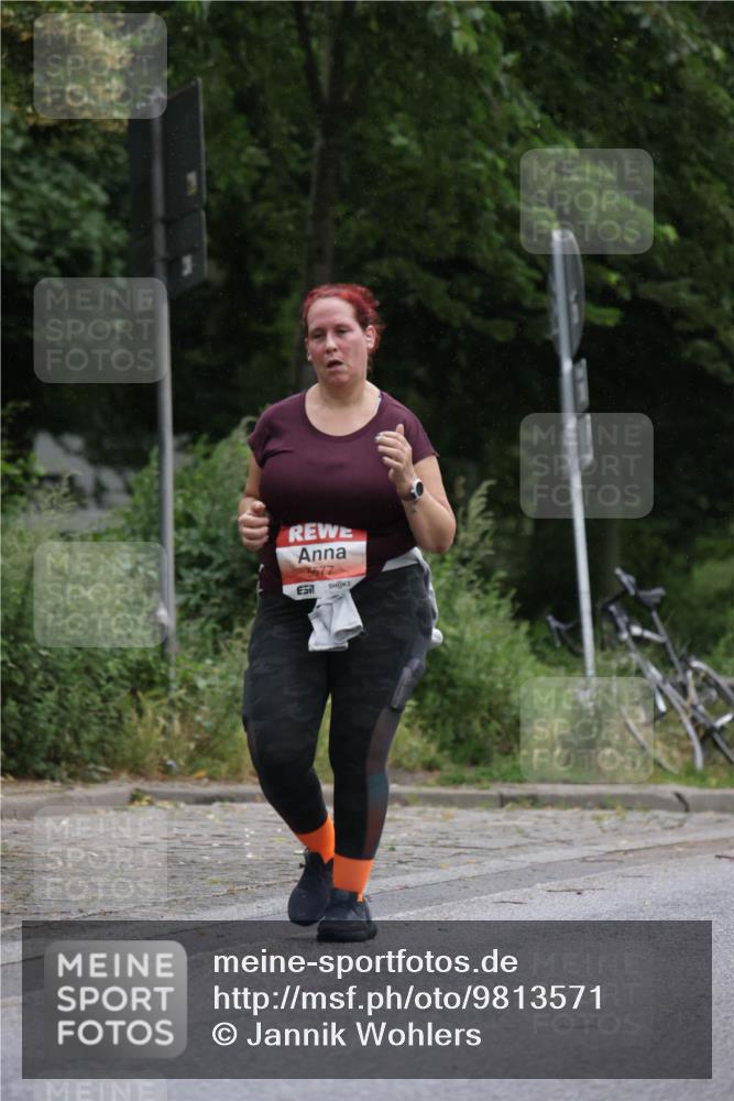 14.06.2026 - REWE Women's Run Jannik Wohlers http://msf.ph/oto/9813571 14.06.2026 11:09:08 Laufen 5677 meine-sportfotos.de