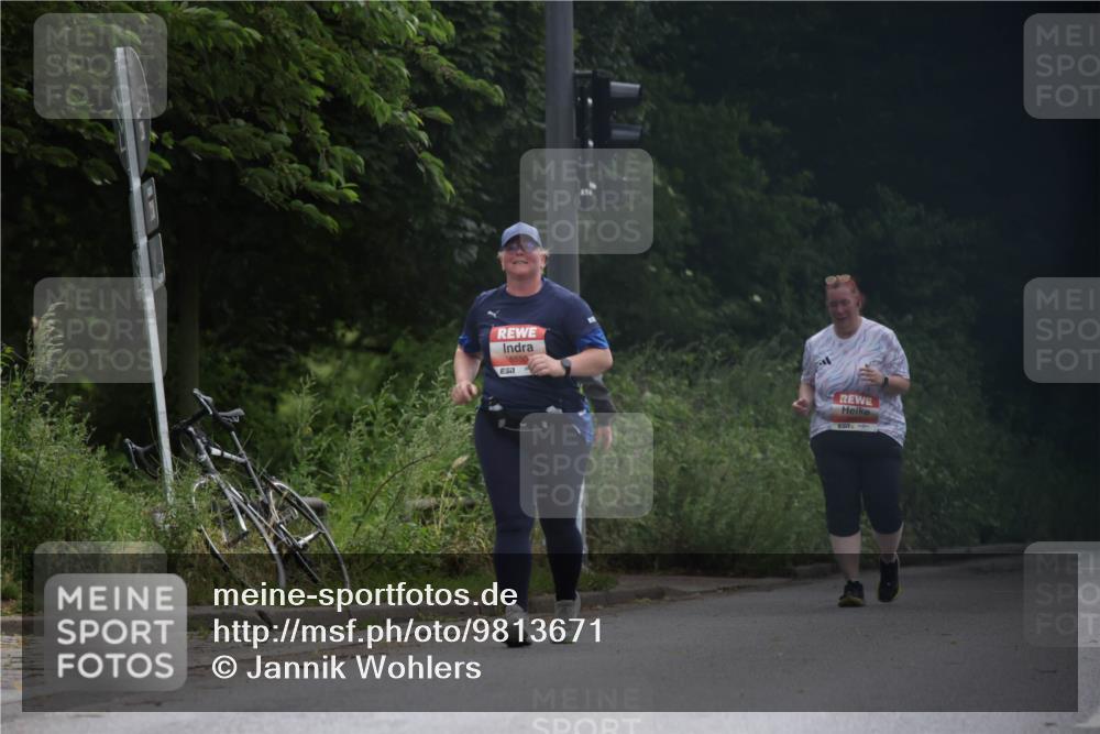 14.06.2026 - REWE Women's Run Jannik Wohlers http://msf.ph/oto/9813671 14.06.2026 11:09:45 Laufen 5550 meine-sportfotos.de