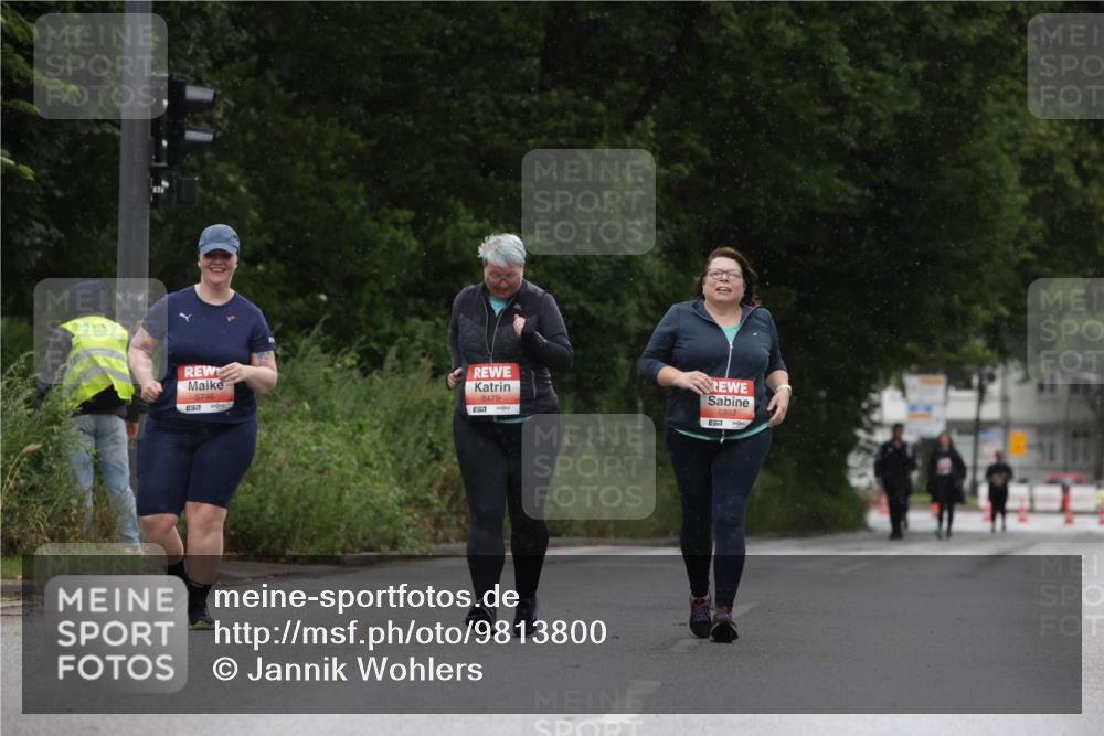 14.06.2026 - REWE Women's Run Jannik Wohlers http://msf.ph/oto/9813800 14.06.2026 11:10:54 Laufen 5746, 5479, 5997, 57 meine-sportfotos.de