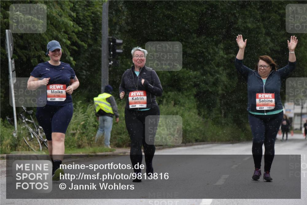 14.06.2026 - REWE Women's Run Jannik Wohlers http://msf.ph/oto/9813816 14.06.2026 11:10:57 Laufen 5746, 5479, 57, 5997, 57 meine-sportfotos.de
