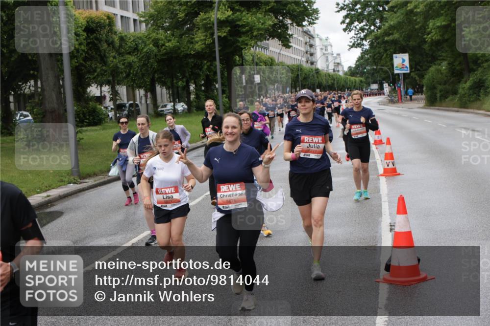 14.06.2026 - REWE Women's Run Jannik Wohlers http://msf.ph/oto/9814044 14.06.2026 10:39:25 Laufen 5821, 5675, 657, 5777, 57 meine-sportfotos.de