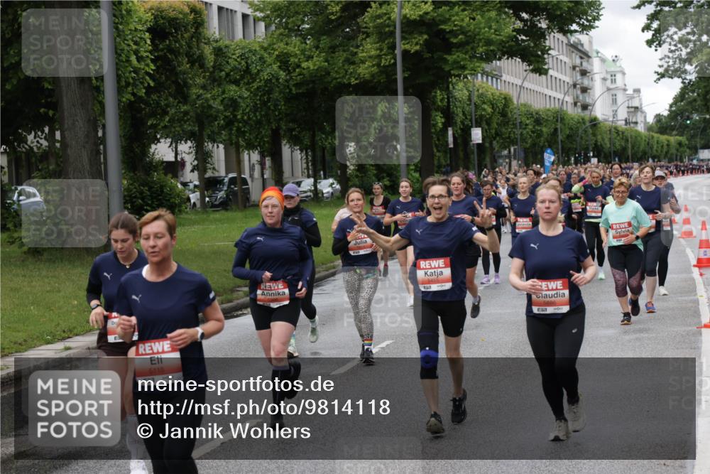 14.06.2026 - REWE Women's Run Jannik Wohlers http://msf.ph/oto/9814118 14.06.2026 10:39:43 Laufen 5115, 57, 5455, 57, 5886, 7 meine-sportfotos.de