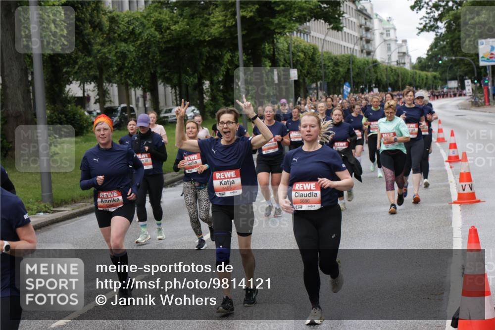 14.06.2026 - REWE Women's Run Jannik Wohlers http://msf.ph/oto/9814121 14.06.2026 10:39:44 Laufen 5455, 57, 5886 meine-sportfotos.de