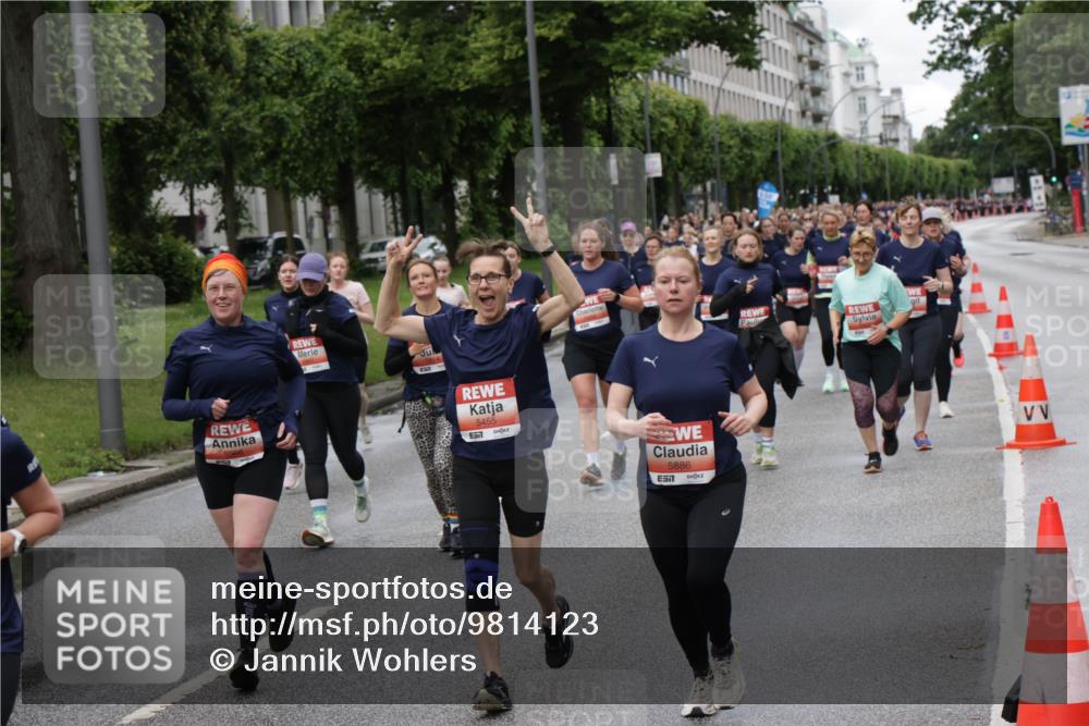 14.06.2026 - REWE Women's Run Jannik Wohlers http://msf.ph/oto/9814123 14.06.2026 10:39:44 Laufen 5966, 5455, 57, 5886, 57 meine-sportfotos.de