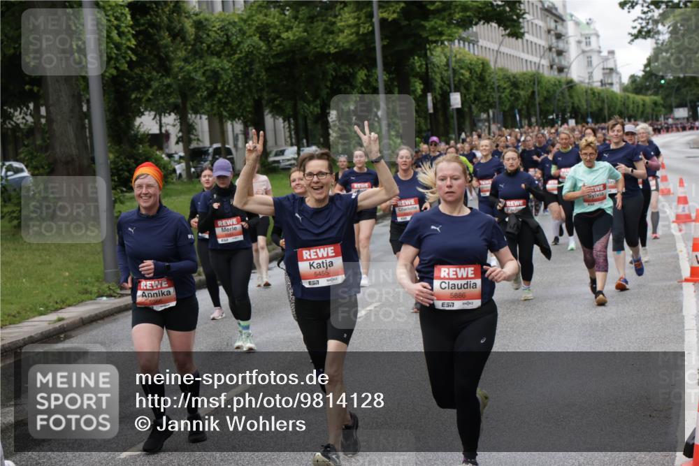 14.06.2026 - REWE Women's Run Jannik Wohlers http://msf.ph/oto/9814128 14.06.2026 10:39:44 Laufen 5966, 5455, 657, 5886, 7 meine-sportfotos.de