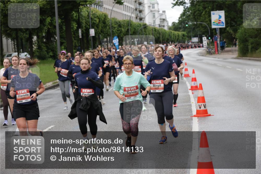 14.06.2026 - REWE Women's Run Jannik Wohlers http://msf.ph/oto/9814133 14.06.2026 10:39:46 Laufen 5880, 57, 2, 5421, 5526, 57, 1 meine-sportfotos.de