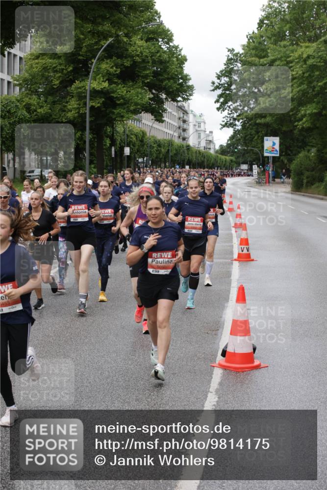 14.06.2026 - REWE Women's Run Jannik Wohlers http://msf.ph/oto/9814175 14.06.2026 10:39:56 Laufen 5453, 5050 meine-sportfotos.de