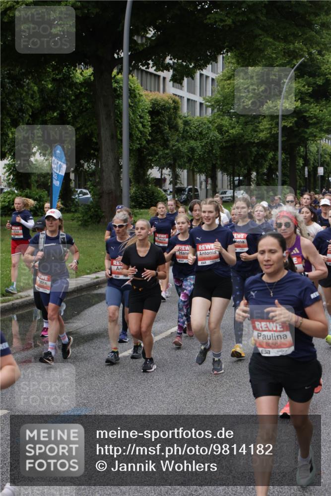 14.06.2026 - REWE Women's Run Jannik Wohlers http://msf.ph/oto/9814182 14.06.2026 10:39:58 Laufen 7, 5050 meine-sportfotos.de