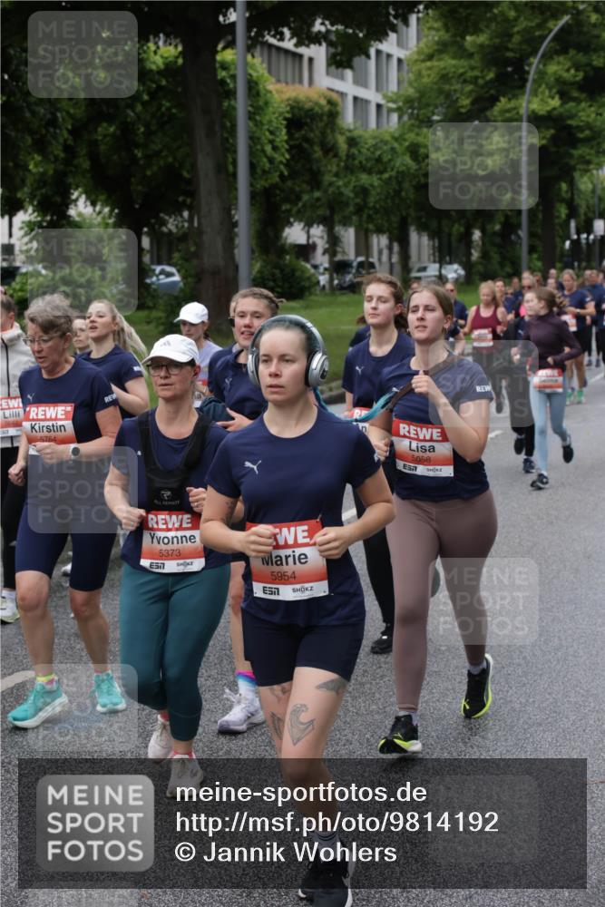 14.06.2026 - REWE Women's Run Jannik Wohlers http://msf.ph/oto/9814192 14.06.2026 10:40:01 Laufen 5764, 5373, 5954, 5058 meine-sportfotos.de
