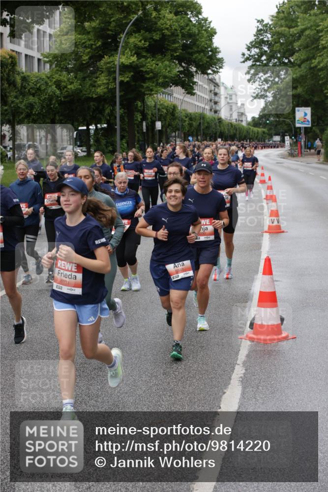 14.06.2026 - REWE Women's Run Jannik Wohlers http://msf.ph/oto/9814220 14.06.2026 10:40:09 Laufen 6031, 5948, 7, 5030, 1 meine-sportfotos.de