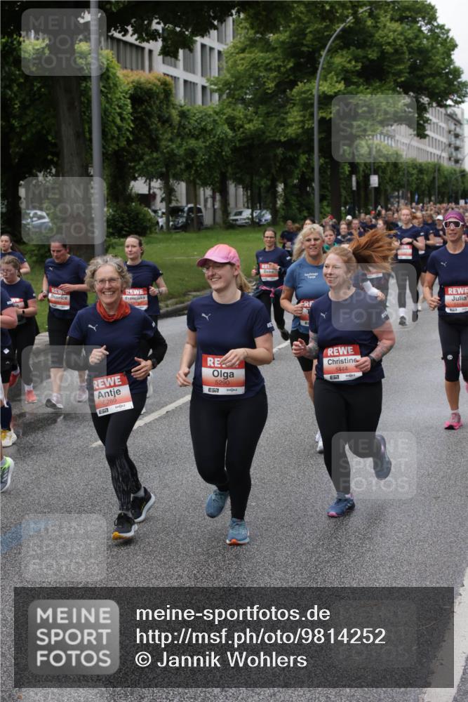 14.06.2026 - REWE Women's Run Jannik Wohlers http://msf.ph/oto/9814252 14.06.2026 10:40:19 Laufen 5289, 7, 5290, 57, 5444, 7 meine-sportfotos.de
