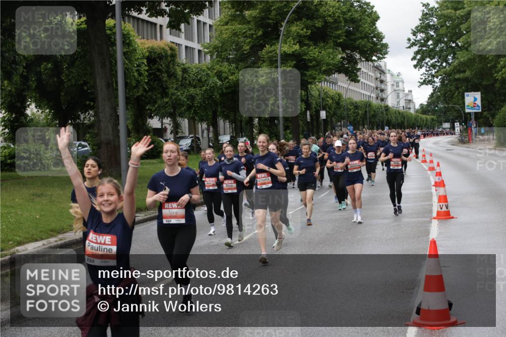 14.06.2026 - REWE Women's Run Jannik Wohlers http://msf.ph/oto/9814263 14.06.2026 10:40:23 Laufen 5529, 517 meine-sportfotos.de