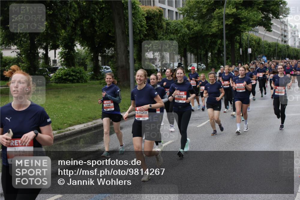 14.06.2026 - REWE Women's Run Jannik Wohlers http://msf.ph/oto/9814267 14.06.2026 10:40:25 Laufen 6066, 7, 5656, 51 meine-sportfotos.de