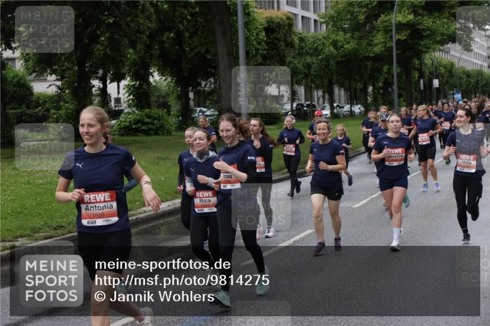 14.06.2026 - REWE Women's Run Jannik Wohlers http://msf.ph/oto/9814275 14.06.2026 10:40:26 Laufen 5656, 7, 5053, 57, 6056, 61 meine-sportfotos.de