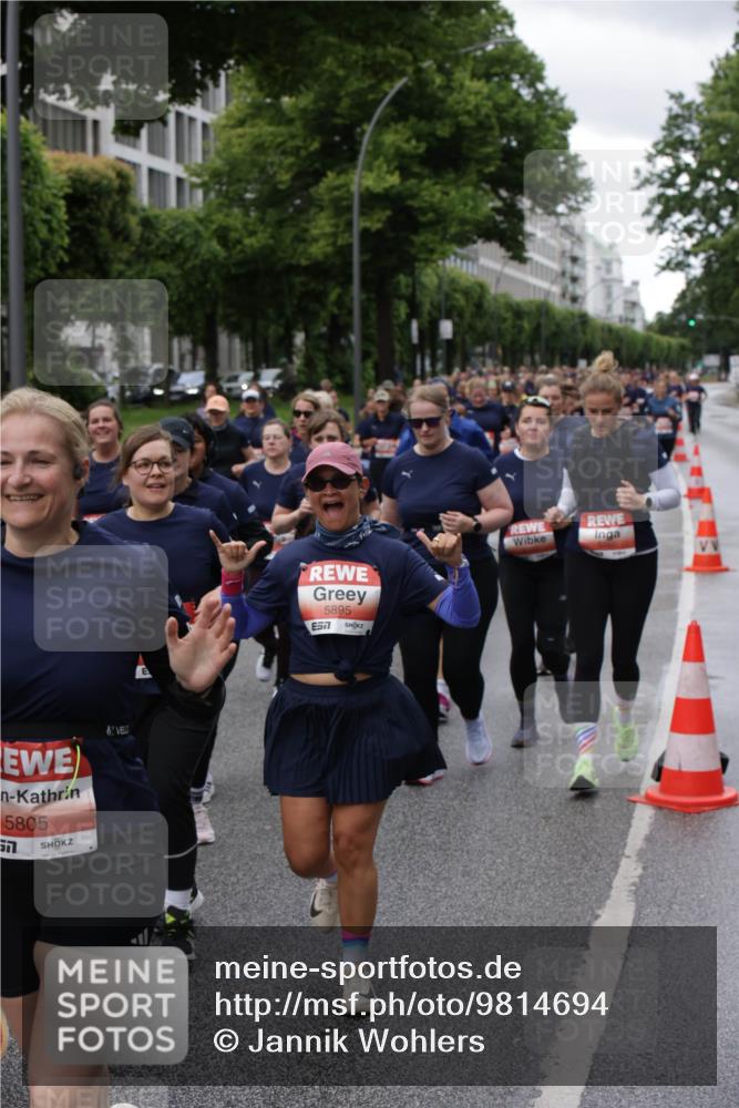 14.06.2026 - REWE Women's Run Jannik Wohlers http://msf.ph/oto/9814694 14.06.2026 10:41:45 Laufen 5805, 57, 5895, 57 meine-sportfotos.de
