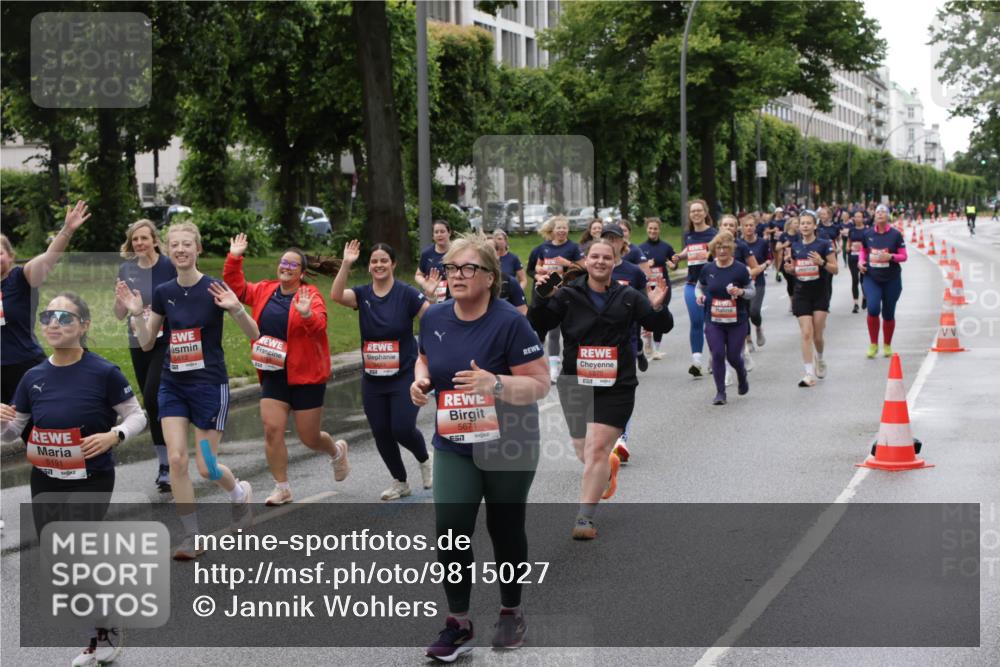 14.06.2026 - REWE Women's Run Jannik Wohlers http://msf.ph/oto/9815027 14.06.2026 10:42:44 Laufen 5191, 5612, 5671, 657 meine-sportfotos.de