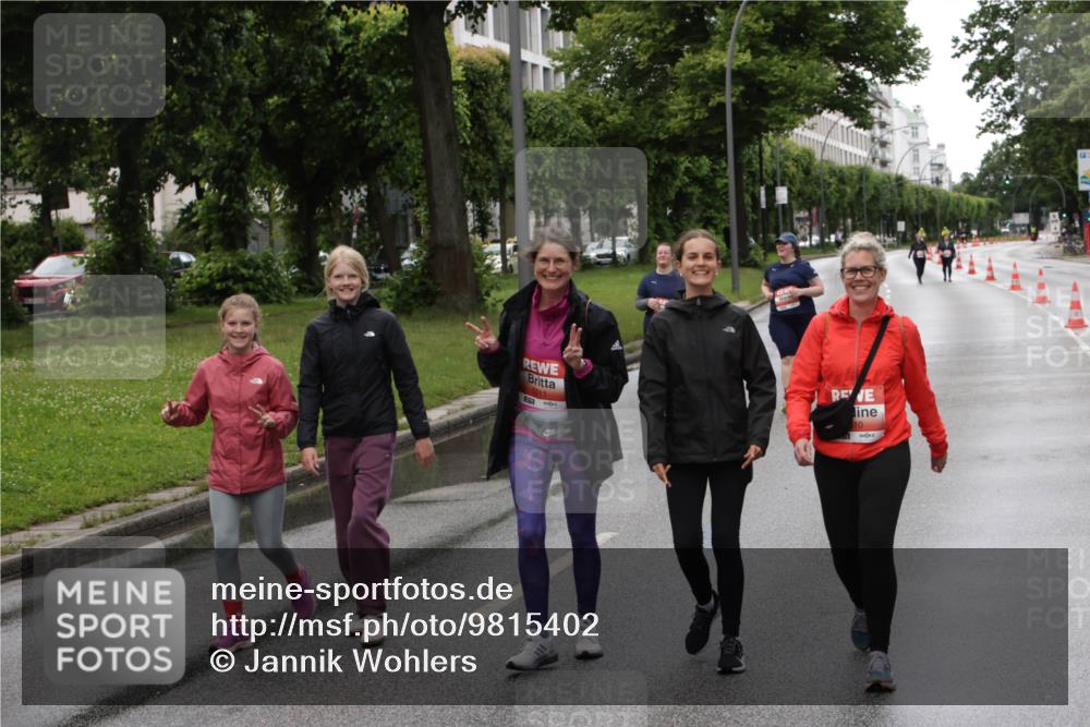 14.06.2026 - REWE Women's Run Jannik Wohlers http://msf.ph/oto/9815402 14.06.2026 10:44:14 Laufen 10 meine-sportfotos.de